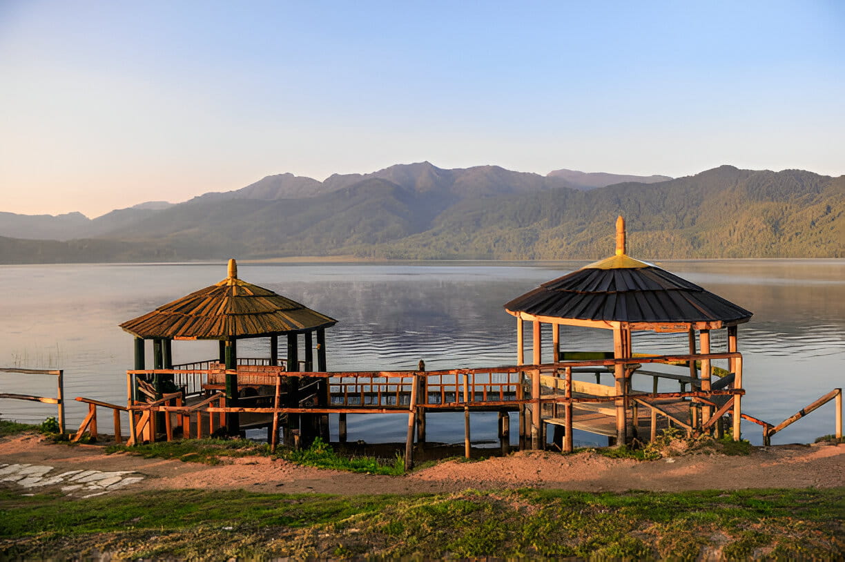 Short-Rara-Lake-Trek