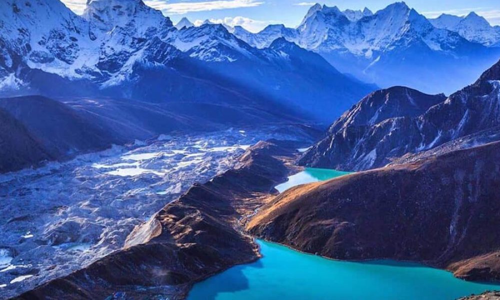 everest-base-camp-gokyo-lake-1024x540